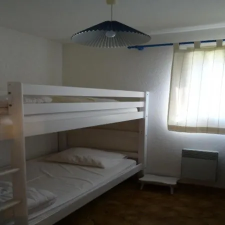 Hyeres, 3 Pieces, 4 Personnes - Fr-1-335-91 Apartament Hyères