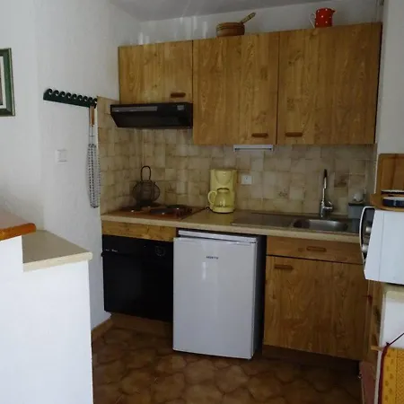 Apartament Hyeres, 3 Pieces, 4 Personnes - Fr-1-335-91 Hyères